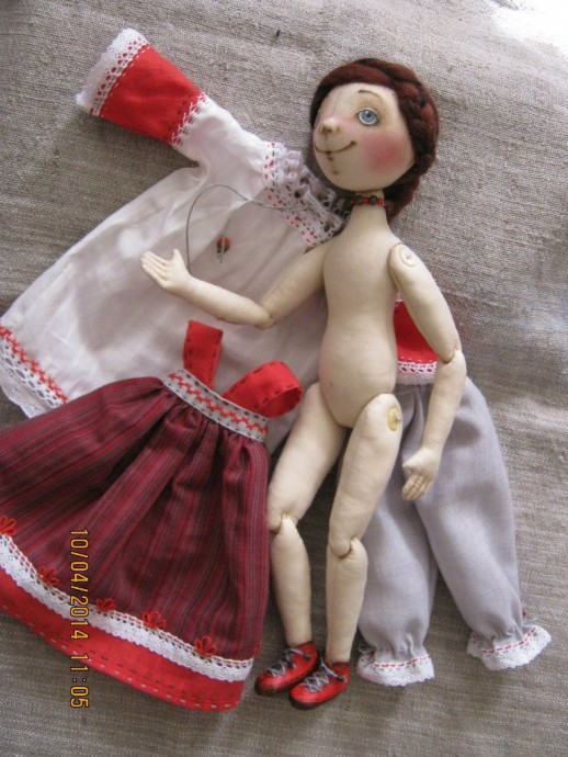 Шарнирная текстильная кукла
