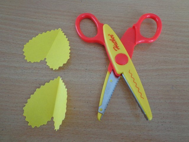 Объемный котик из цветной бумаги Объемный котик из цветной бумаги