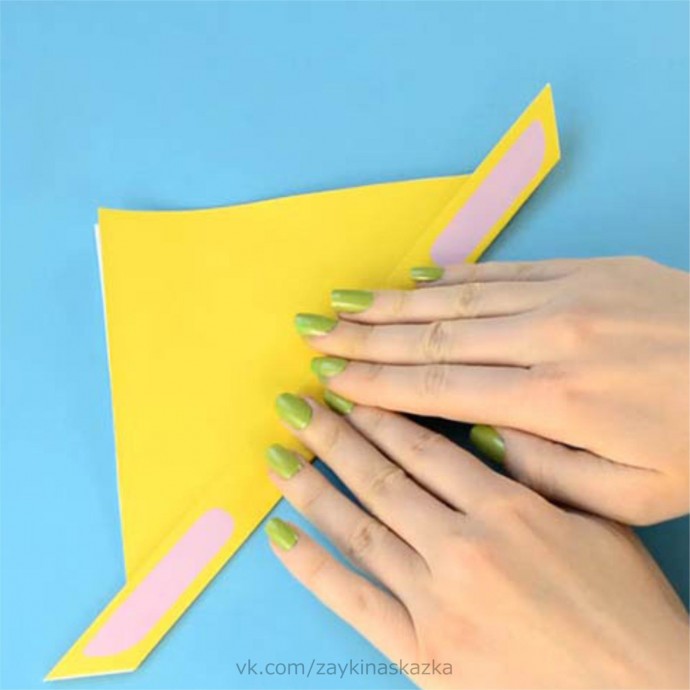 ​Оригами в виде зайки