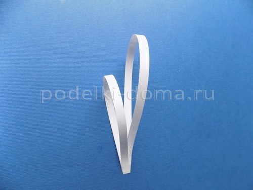 ​Снежника из полосок бумаги