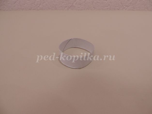 Снегурочка из ниток: новогодний мастер-класс, часть 4 Снегурочка из ниток: новогодний мастер-класс, часть 4