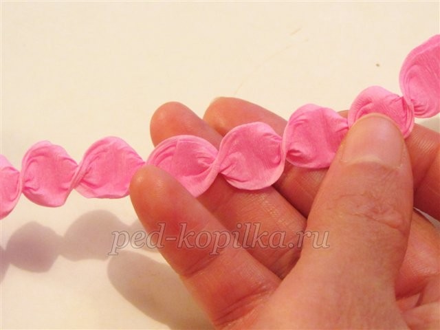 Георгины из гофрированной бумаги