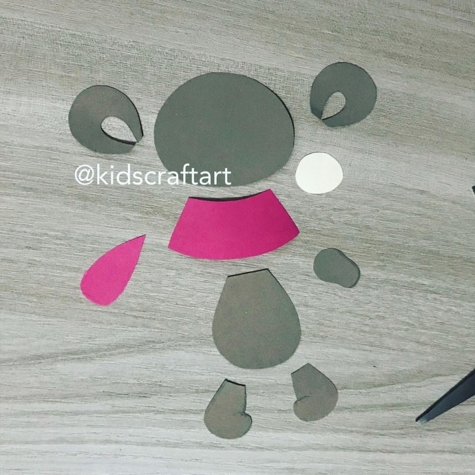 Мишутка с букетом Мишутка с букетом