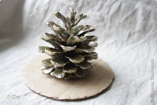 Елочка из шишечки