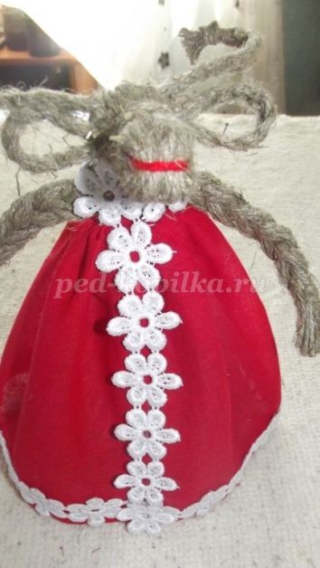 Коза из шпагата детскими руками: мастер-класс, часть 3 Коза из шпагата детскими руками: мастер-класс, часть 3