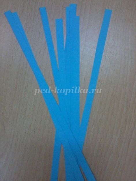 Ёлочка в технике квиллинг: мастер-класс, часть 1