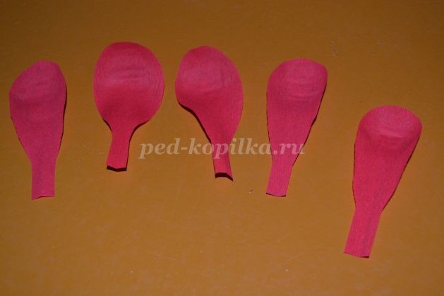 Букет тюльпанов из конфет: часть 1