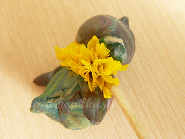 Торцевание на пластилине: цыпленок и курица Торцевание на пластилине: цыпленок и курица