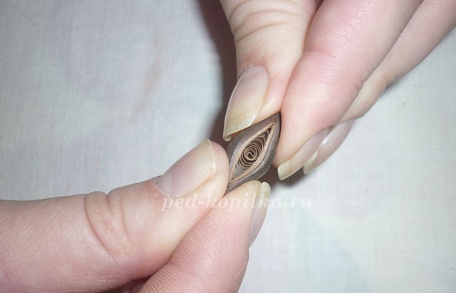 Шоколадно-бежевый микс квиллинга Шоколадно-бежевый микс квиллинга