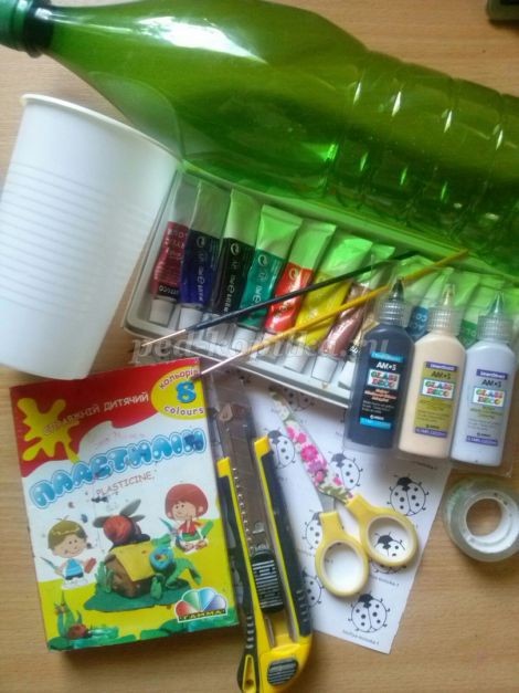 Вазочка для салфеток из бросового материала детскими руками: мастер-класс