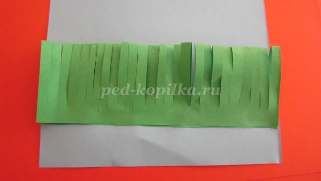 Цыпленок вылупляется из яичка: часть 1