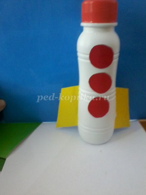 Ракета из бросового материала Ракета из бросового материала