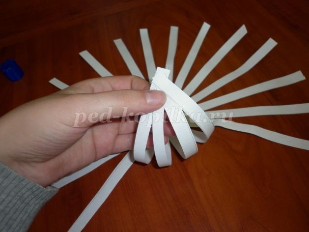 Объёмный Снеговик из бумаги: часть 1