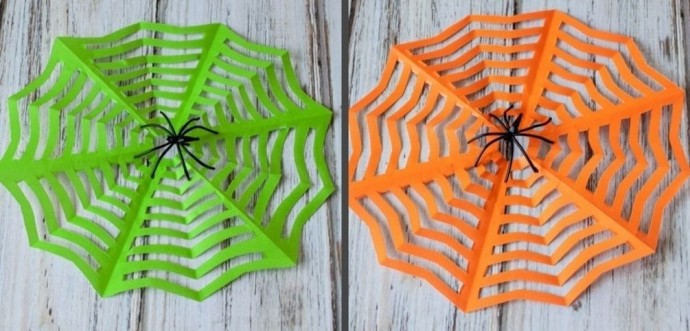 ​Паутинка из бумаги