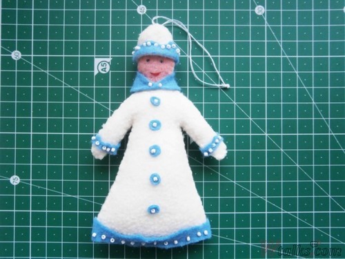 ​Сувенирная Снегурочка из фетра детскими руками