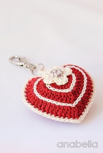 Брелок в виде сердца Брелок в виде сердца