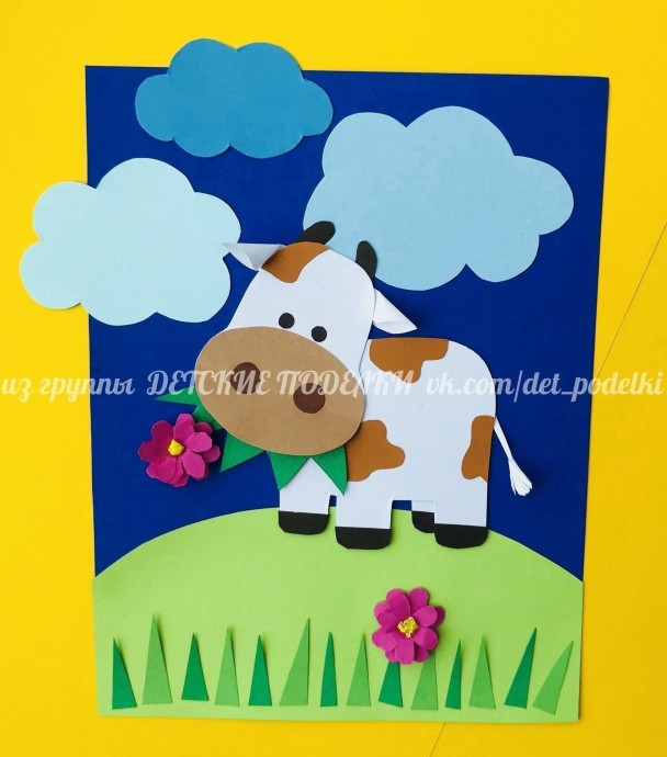 ​Коровка на лугу