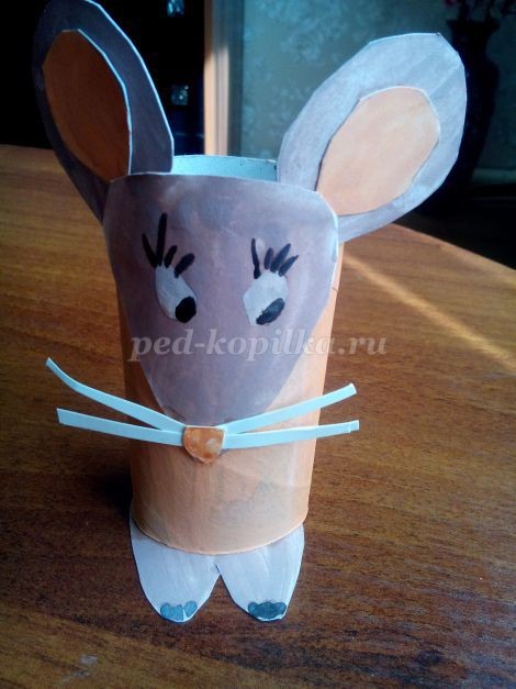 Мышка из рулона туалетной бумаги своими руками Мышка из рулона туалетной бумаги своими руками