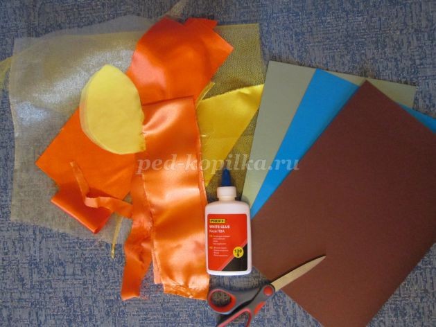 Панно для мамы "Маленькие ценности"