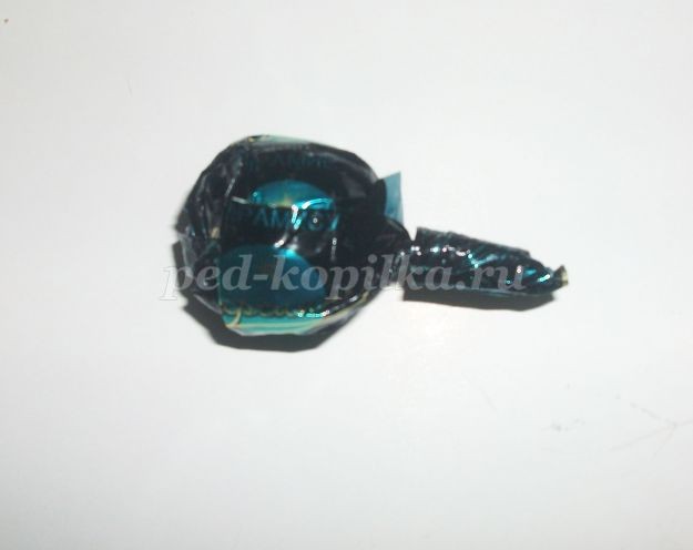 Ёлочка из конфет: мастер-класс, часть 1