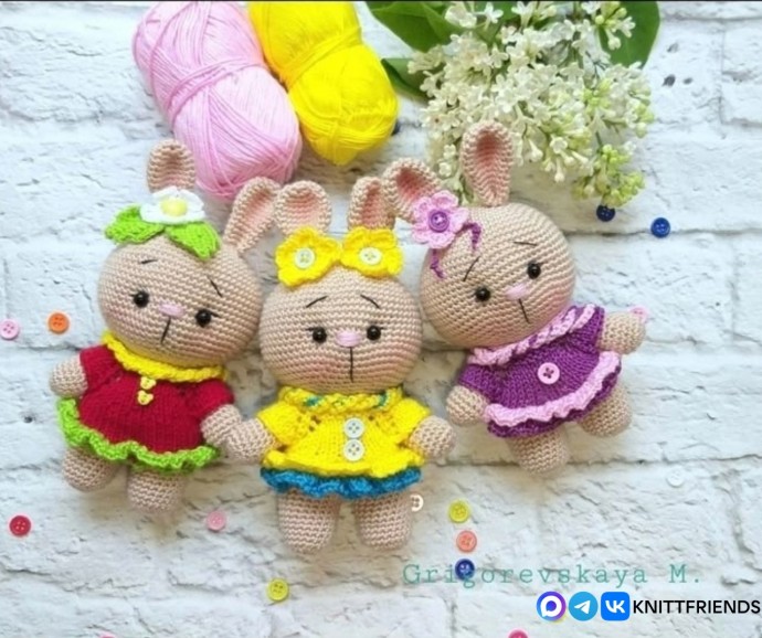 ​Зайка из пряжи