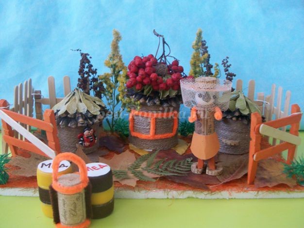 Настольная композиция из природного материала детскими руками: мастер-класс, часть 4