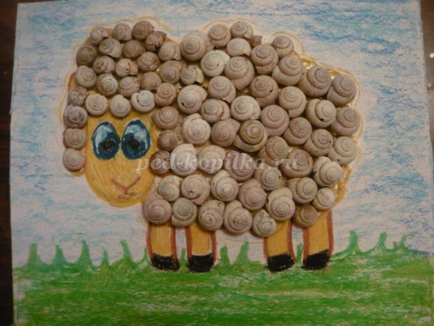 Аппликация "Овечка" из природного материала: часть 2