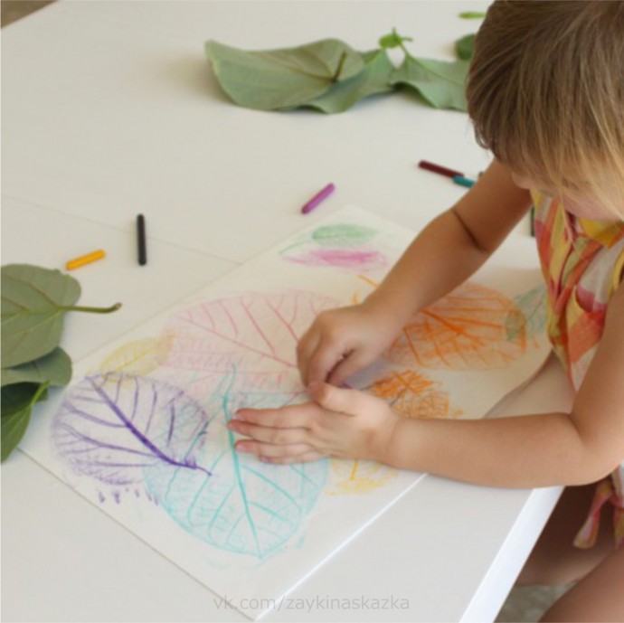 Трафаретное рисование по листикам Трафаретное рисование по листикам