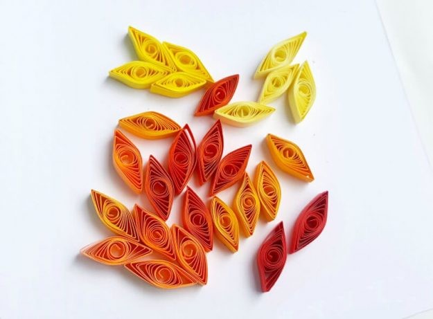 Дерево в технике квилинга Дерево в технике квилинга