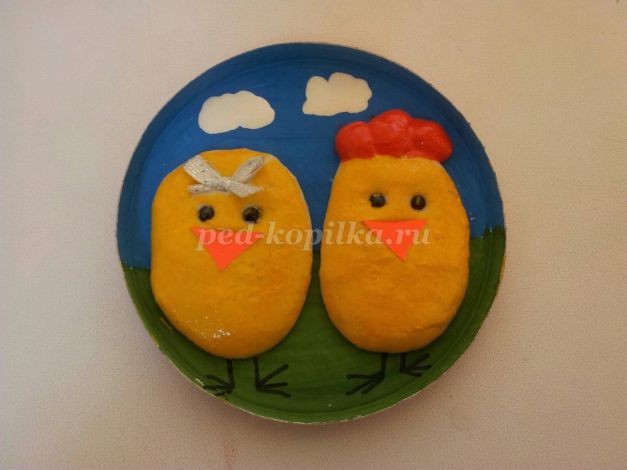 Как сделать цыплят из соленого теста: часть 2