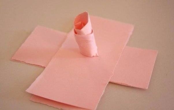 Нежные розы из бумаги Нежные розы из бумаги