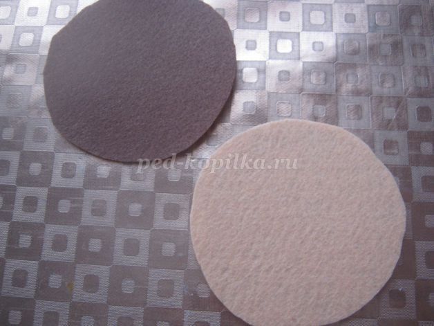 Подставка под кружку из фетра детскими руками: мастер-класс Подставка под кружку из фетра детскими руками: мастер-класс