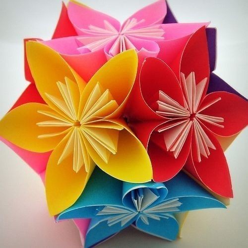 ​Нарциссы оригами