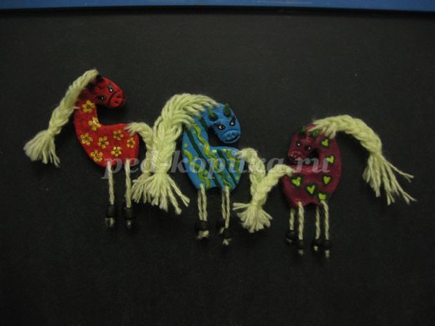 Лошадки-магниты из соленого теста: мастер-класс, часть 3