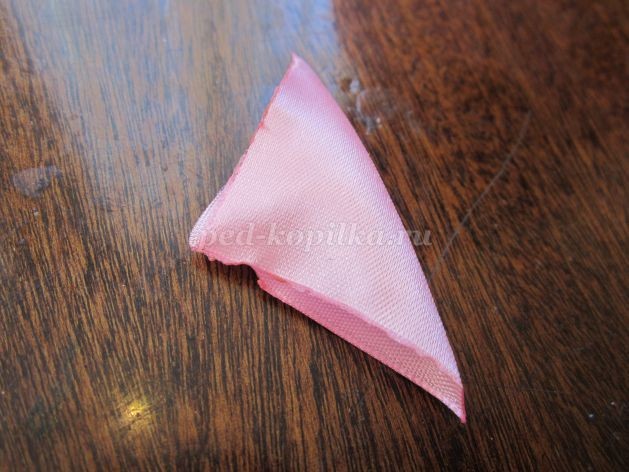 Цветок из атласных лент: мастер-класс, часть 1