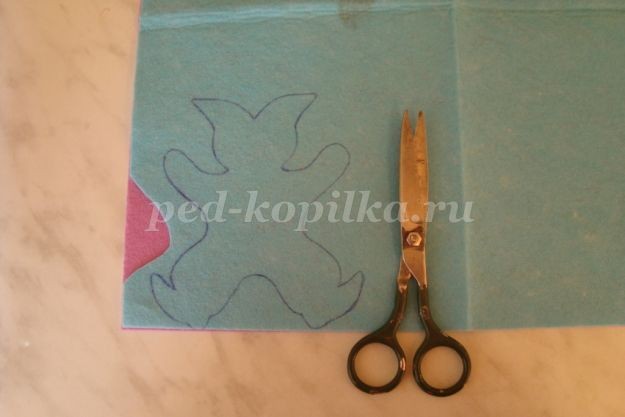 Новогодняя игрушка детскими руками: часть 1