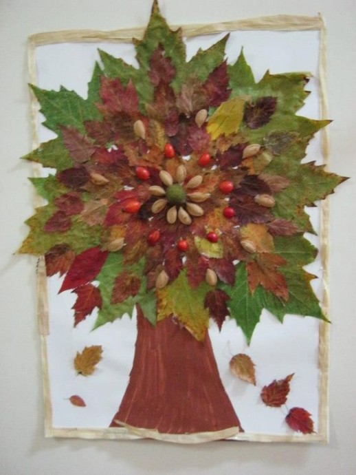 Вариации создания деревьев из опавшей листвы