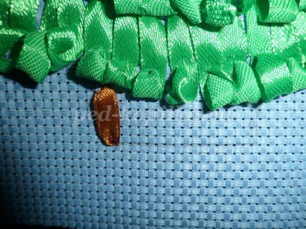 Вышиваем с детьми панно "Со старым Новым годом": часть 2 Вышиваем с детьми панно "Со старым Новым годом": часть 2