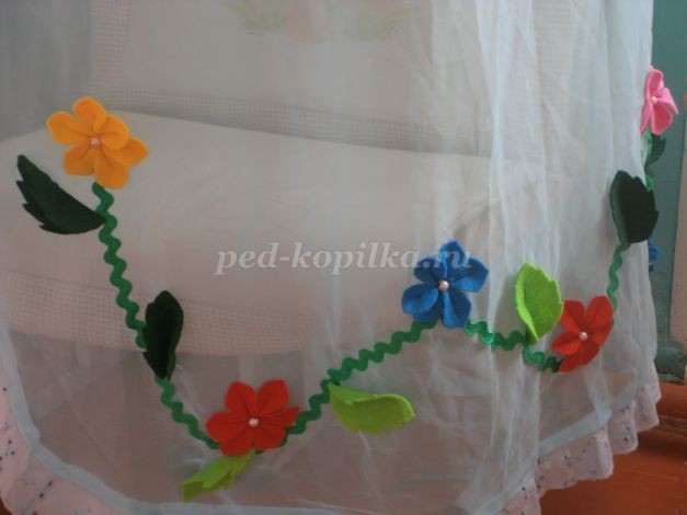 Как сделать цветы из фетра детскими руками Как сделать цветы из фетра детскими руками