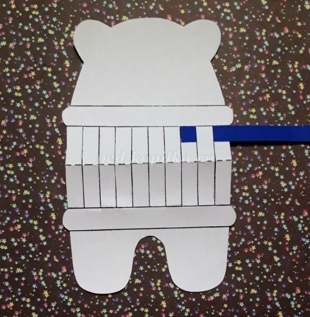 Изготовление аппликации методом прямого плетения из полосок бумаги: часть 1 Изготовление аппликации методом прямого плетения из полосок бумаги: часть 1