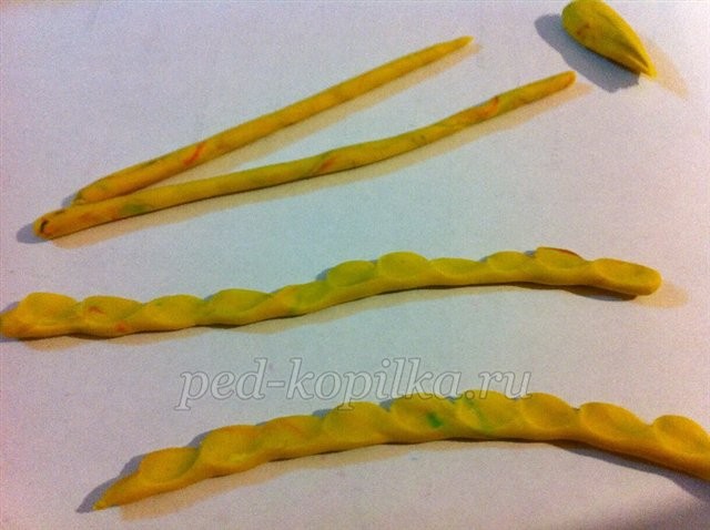 Мастер-класс по пластилинографии "Виноградная гроздь" Мастер-класс по пластилинографии "Виноградная гроздь"