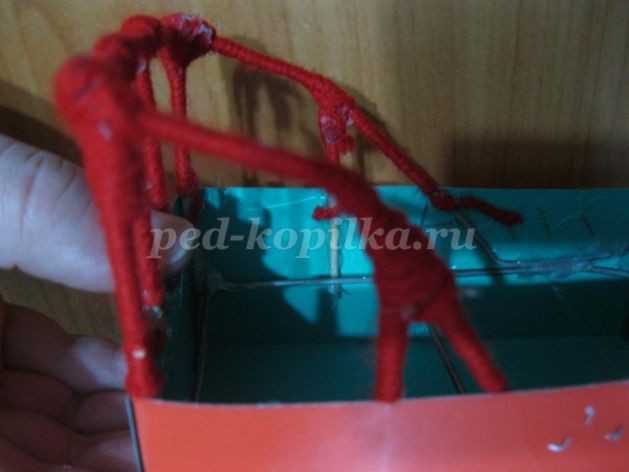 ​Сани Деда Мороза детскими руками: мастер-класс, часть 2