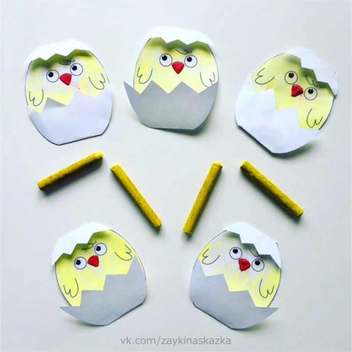 Вылупляются цыплята Вылупляются цыплята