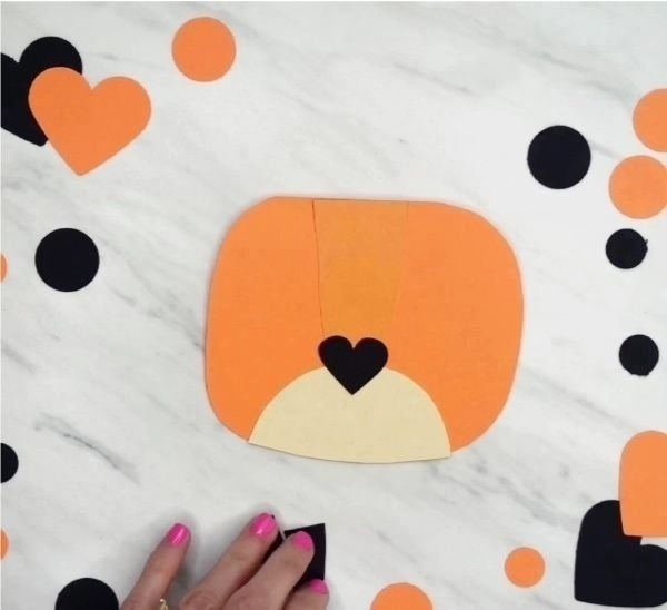 Спящий тигренок