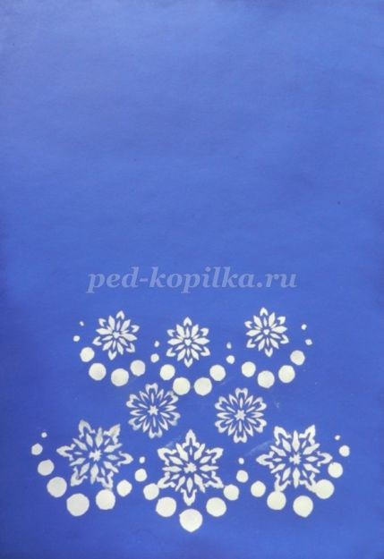 Рисуем невероятно красивую ёлочку белую на синем фоне: часть 5 Рисуем невероятно красивую ёлочку белую на синем фоне: часть 5