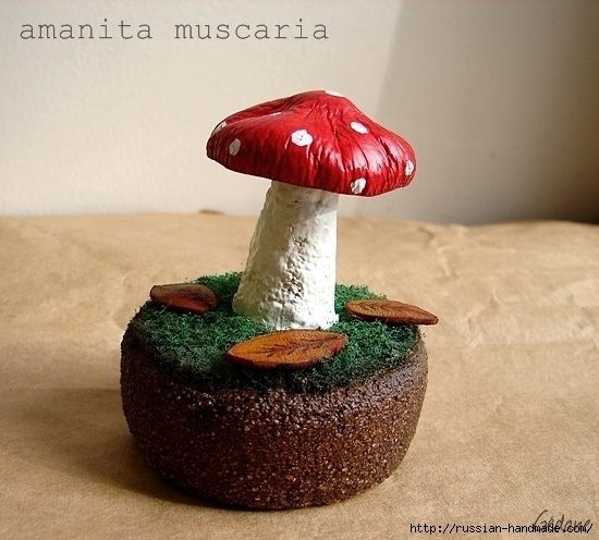 Мухомор из экокожи и пробки Мухомор из экокожи и пробки