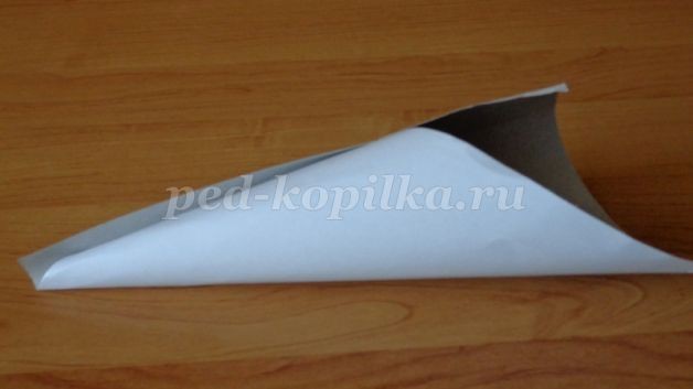 Новогодняя ёлка из бумаги детскими ручками Новогодняя ёлка из бумаги детскими ручками