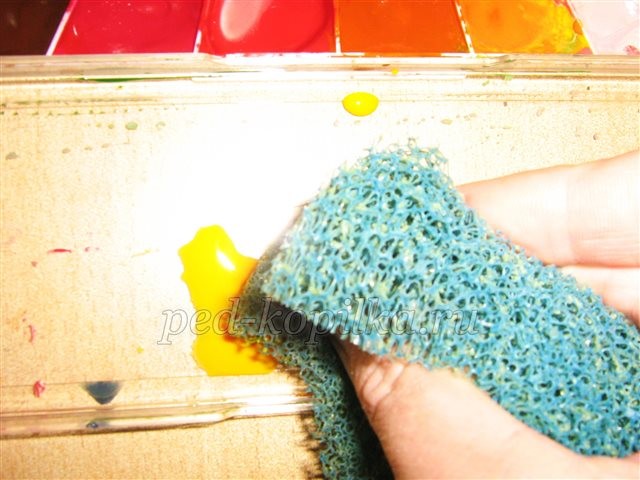 Рисование осенних листьев в технике набрызг Рисование осенних листьев в технике набрызг