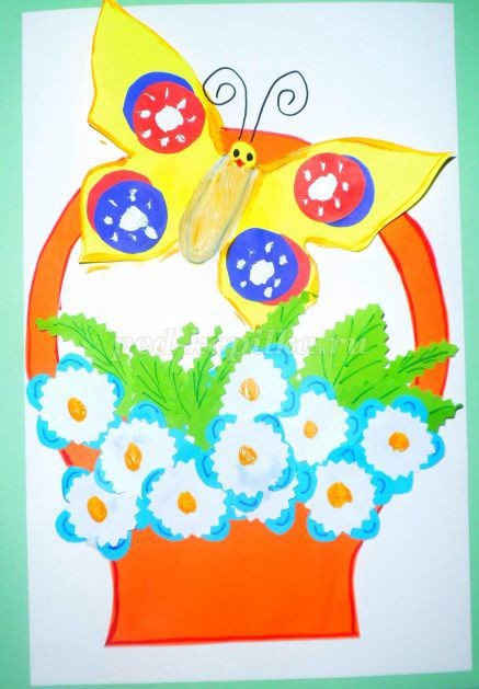 Открытка к 8 Марта "Цветы для мамы"