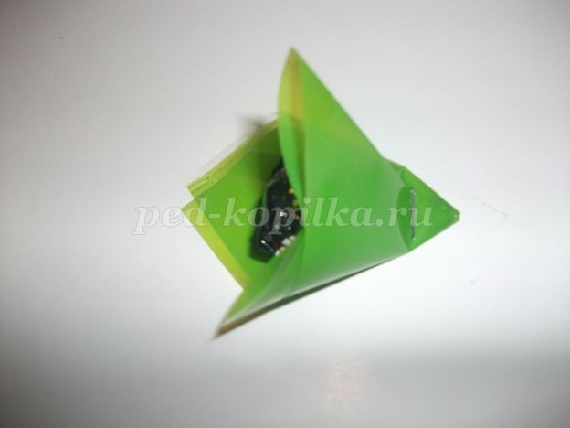 Ёлочка из конфет: мастер-класс, часть 1